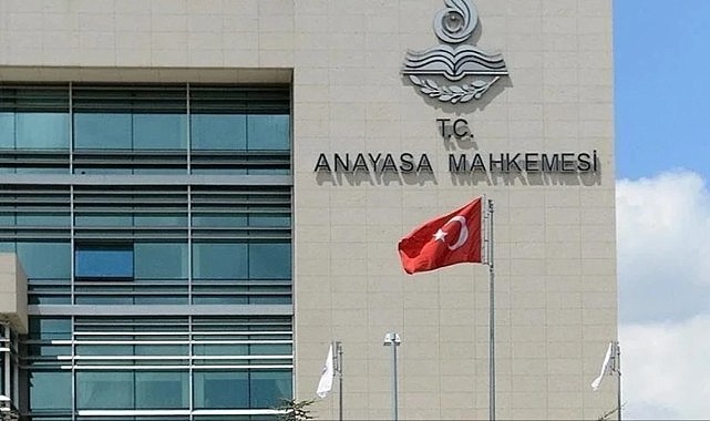 AYM'den kamu işçilerini ilgilendiren karar