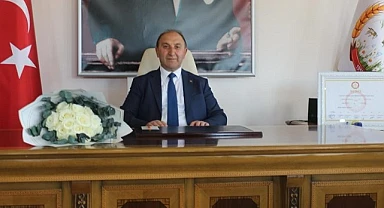 Başkan Kurukaya, koltuğa oturdu