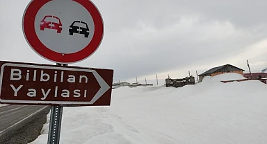 Bülbülan’da kar esareti devam ediyor