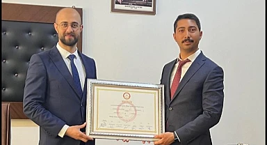 Damal Belediye başkanı Çamlıyurt mazbatasını aldı