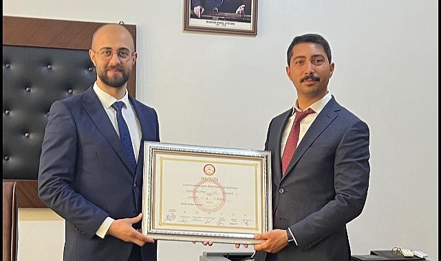 Damal Belediye başkanı Çamlıyurt mazbatasını aldı