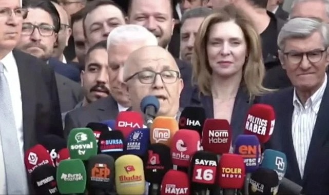 CHP'li belediye başkanına alkış isteyen Bursa İl Seçim Kurulu Müdürü hakkında soruşturma kararı