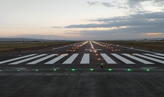 Erzurum'da ilk çeyrekte 297 bin 731 yolcu uçtu
