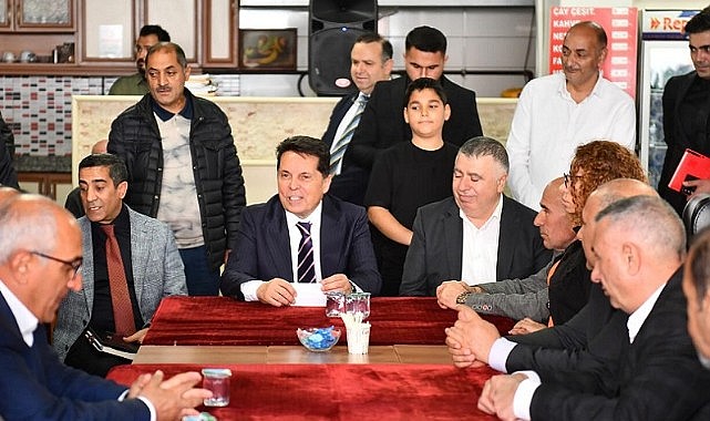 Esenyurt Belediye başkanı Ahmet özer, Ardahanlılarla bayramlaştı