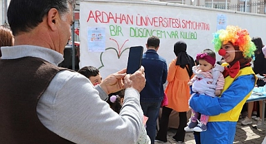 Gençlerden 23 Nisan kutlamalarına renkli katılım