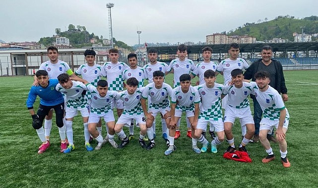 Göle Spor U18 takımı Ardahan Ligi şampiyonu oldu