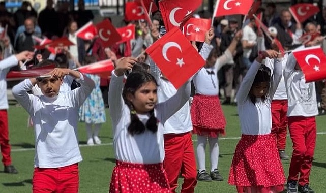 Hanak’ta 23 Nisan coşkusu yaşandı