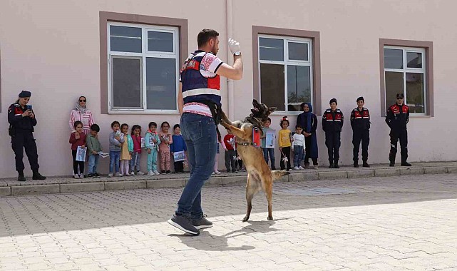 Jandarmanın 185'inci kuruluş yıldönümünde çocuklara özel etkinlik
