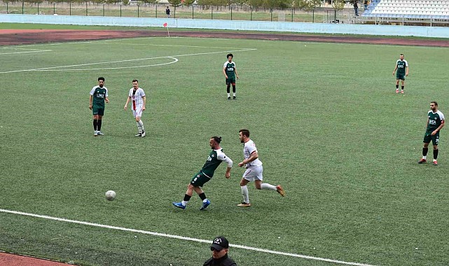 Kars 36 Spor: 1 Doğubeyazıt Spor: 4