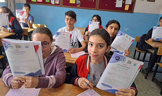 Kars'ta LGS ve TYT Deneme Sınavı