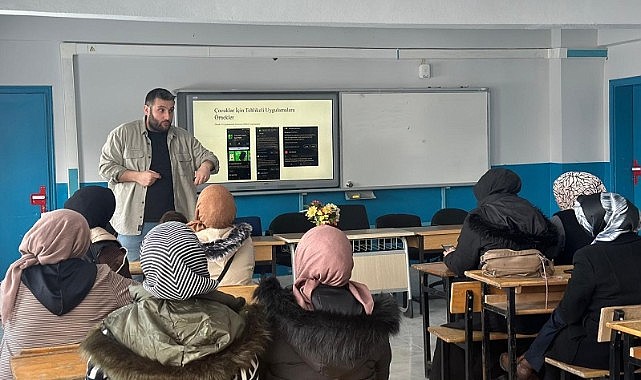 Milli Eğitim Müdürlüğü aileleri internet konusunda bilgilendirdi