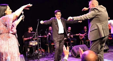 Orhan Çerkez, seçimin stresini roman havasıyla attı