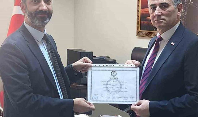 Rekora giden muhtar yeniden seçildi
