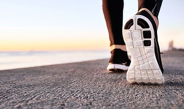 Sabah saatlerinde yürüyüş yapmak depresyonu önlüyor!