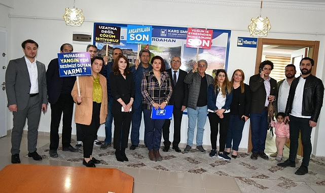 SMMM “MALİ MÜŞAVİRLERİN İŞ YÜKÜNÜ HAFİFLETECEK ÇÖZÜMLERİN ACİLEN HAYATA GEÇİRİLSİN!”