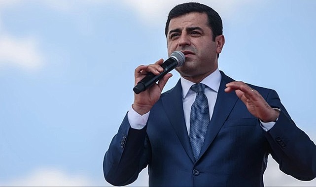 Van'da belediye başkanlığının AK Parti'ye geçmesine ilişkin Selahattin Demirtaş'tan ilk sözler