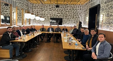 Vekil Koç, gazetecilerle iftar sofrasında buluştu