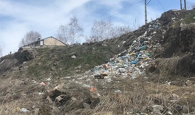 Yenimahalle'de çöp rezilliği!