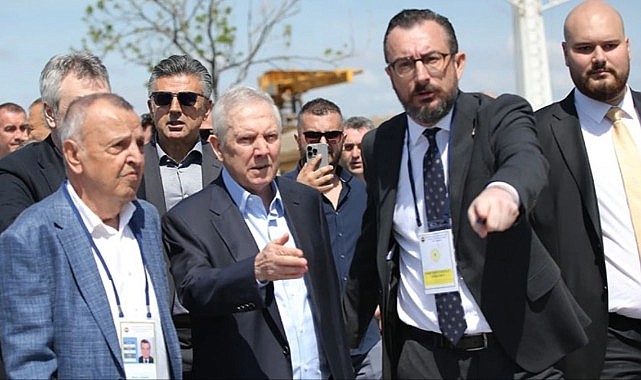 Yıllar sonra divan toplantısına katılan Aziz Yıldırım, Başkan Adayına racon kesti