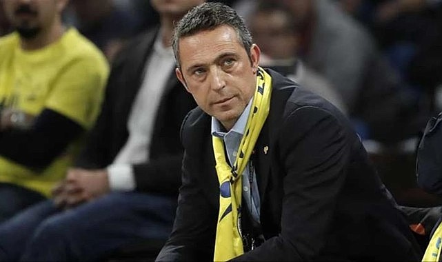 Adaylığını yeni açıklamıştı! Kadıköy'de "Ali Koç istifa" sesleri