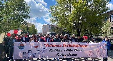 Ardahan’da ’Aile istikbalimizdir’ yürüyüşü