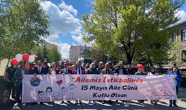 Ardahan’da ’Aile istikbalimizdir’ yürüyüşü