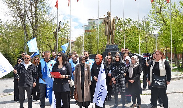 Ardahan’da öğretmenler şiddete hayır dedi