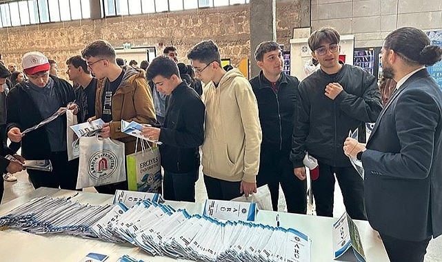 Ardahan Üniversitesi, Kayseri fuarında stant açtı