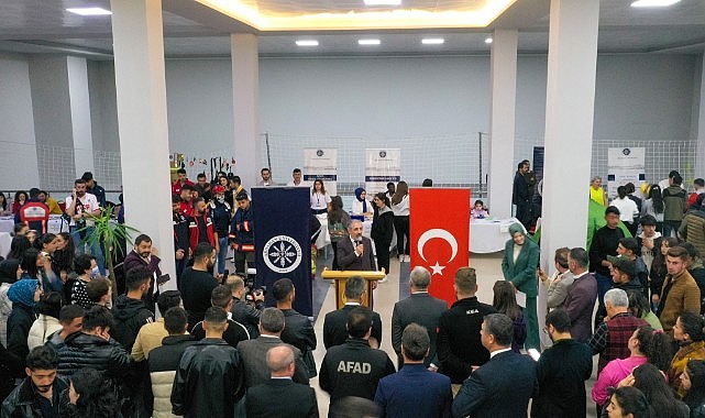 Ardahan Üniversitesi'ne gençlerden büyük ilgi