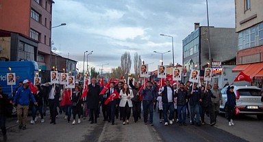 Atatürk sevgisi, Göle’de sokaklara taştı