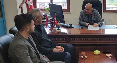 Başkan Budak, İlçe Milli Eğitim Müdürü Özalp’ı ziyaret etti