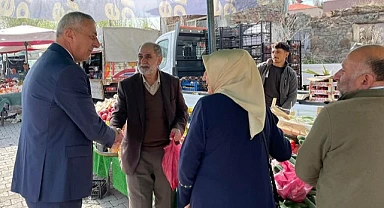 Başkan Budak, pazar esnafını gezdi