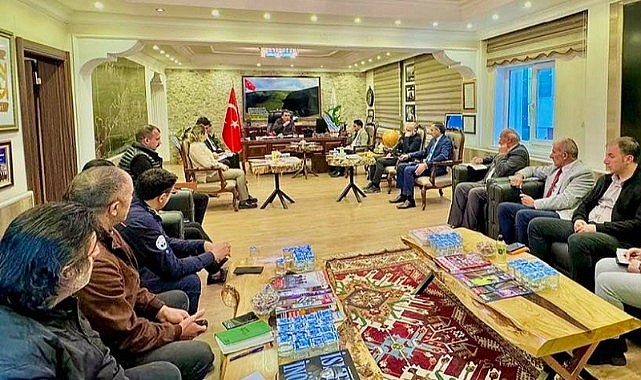 Başkan Demir: "Beyler gemi batıyor, herkes başının çaresine baksın" dedi mi?