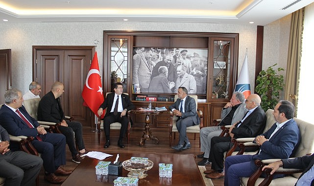 Çekmeköy Belediye Başkanı Çerkez, Ardahanlı hemşerilerini ağırladı