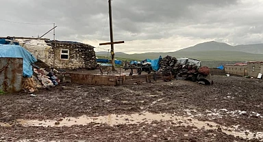 Çıldır'ın Kotanlı köyünde yağış felaketi sonrası yardım krizi