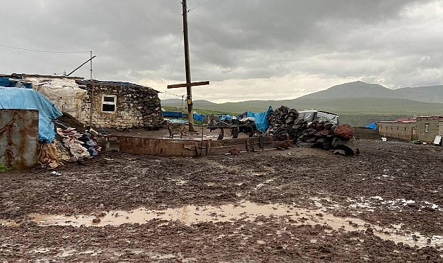 Çıldır'ın Kotanlı köyünde yağış felaketi sonrası yardım krizi