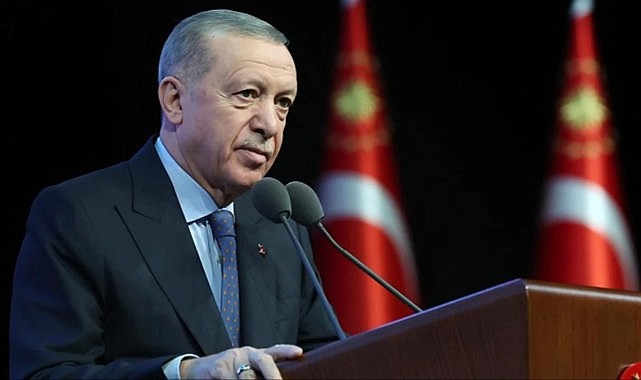 Cumhurbaşkanı Erdoğan, Süper Lig şampiyonu Galatasaray'ı tebrik etti