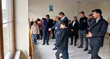 Damal'da sergiyle bir araya gelen isimler, Yaşam Erensayın için umudu güçlendirdi