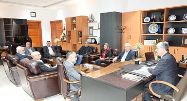 Dilovası Belediye Başkanı Ömeroğlu, Ardahanlıları ağırladı