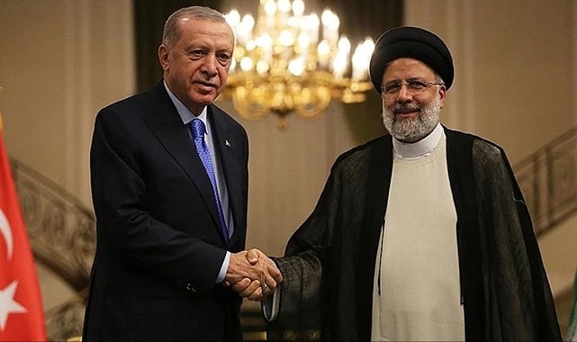 Erdoğan: Kardeşim Reisi'yi saygıyla ve minnetle yad ediyorum, komşumuz İran'ın yanında olacağız