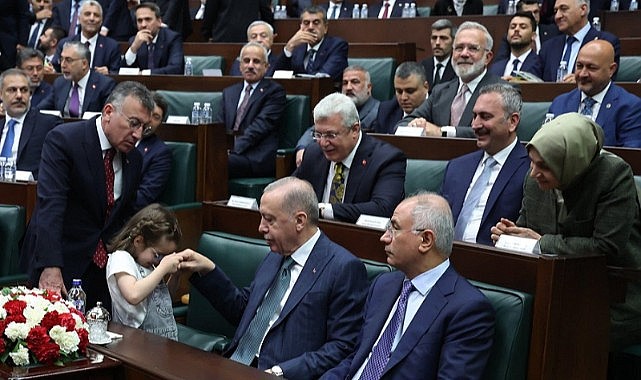Minik Aslı, Cumhurbaşkanı Erdoğan’ın elini öptü