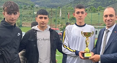 Posof’ta futbol turnuvası