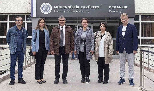 Projeleri kabul gören akademisyenlere vefa