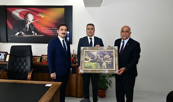 Vali Çiçek, İlçe Belediye Başkanlarıyla buluştu