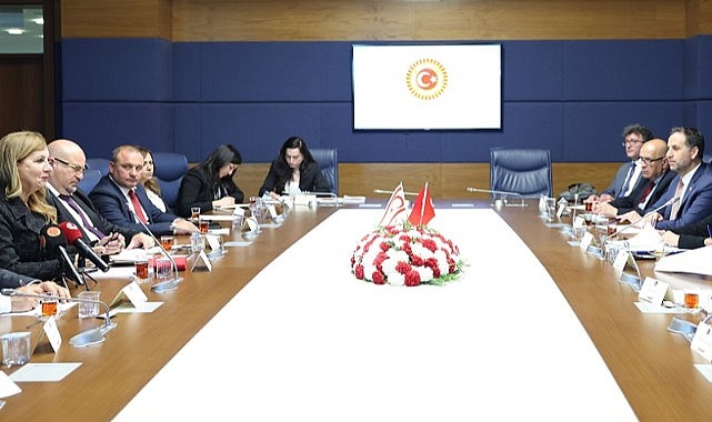 Vekil İncesu, KKTC heyetiyle görüştü