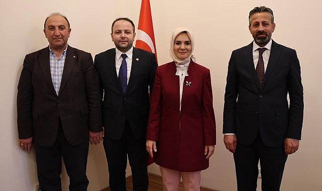 Vekil Koç, Bakan Göktaş ile yatırımları görüştü