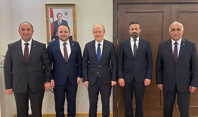 Vekil Koç; “İlçelerimize verdiğimiz sözleri yerine getiriyoruz”