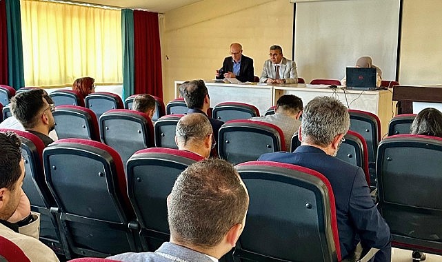 Ardahan'da rehberlik hizmetleri değerlendirildi
