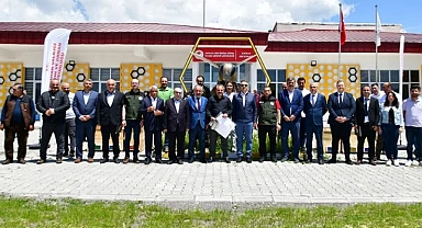 Ardahan’da üreticilere organik arı kovanı dağıtıldı