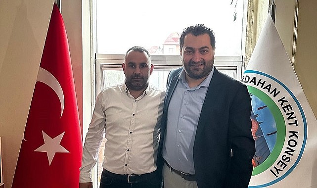 Ardahan Kent Konseyinde devir teslim